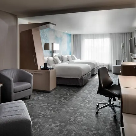 Courtyard By Marriott Pullman-3