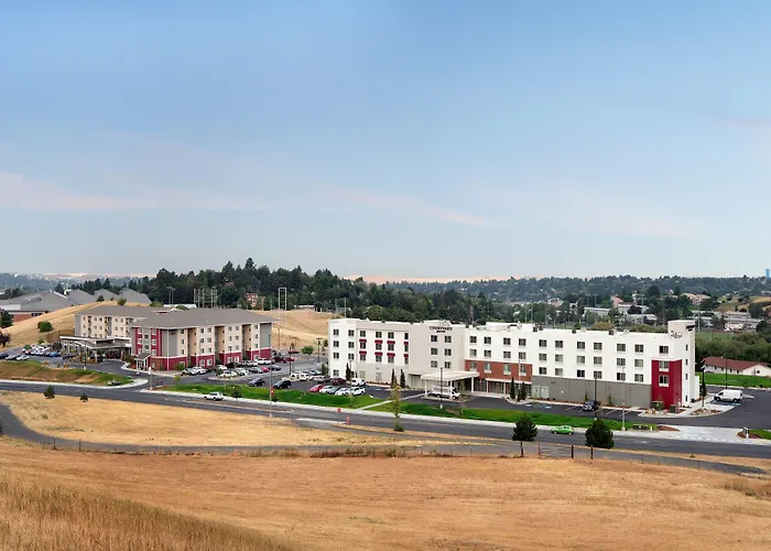 Courtyard By Marriott Pullman